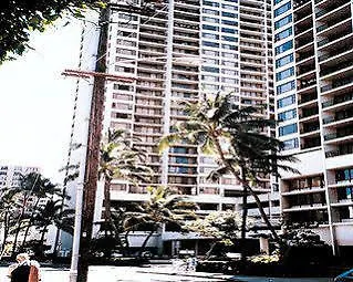 *** Hotel Hawaiian Sun Holidays Honolulu United States