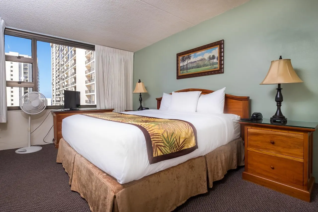 Hawaiian Sun Holidays Honolulu Hotel
